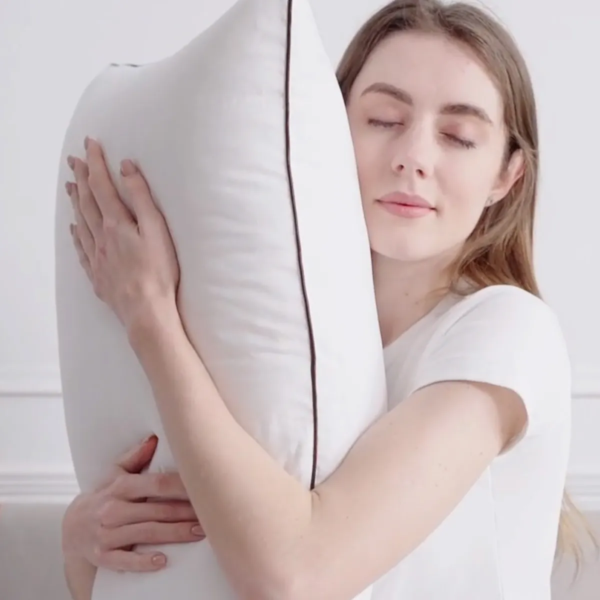 Medium Firm Hotel Cotton Pillow - Image 5