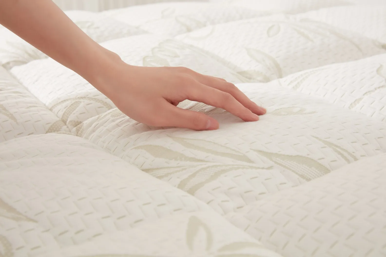 Bamboo Cooling Mattress Topper - Image 5